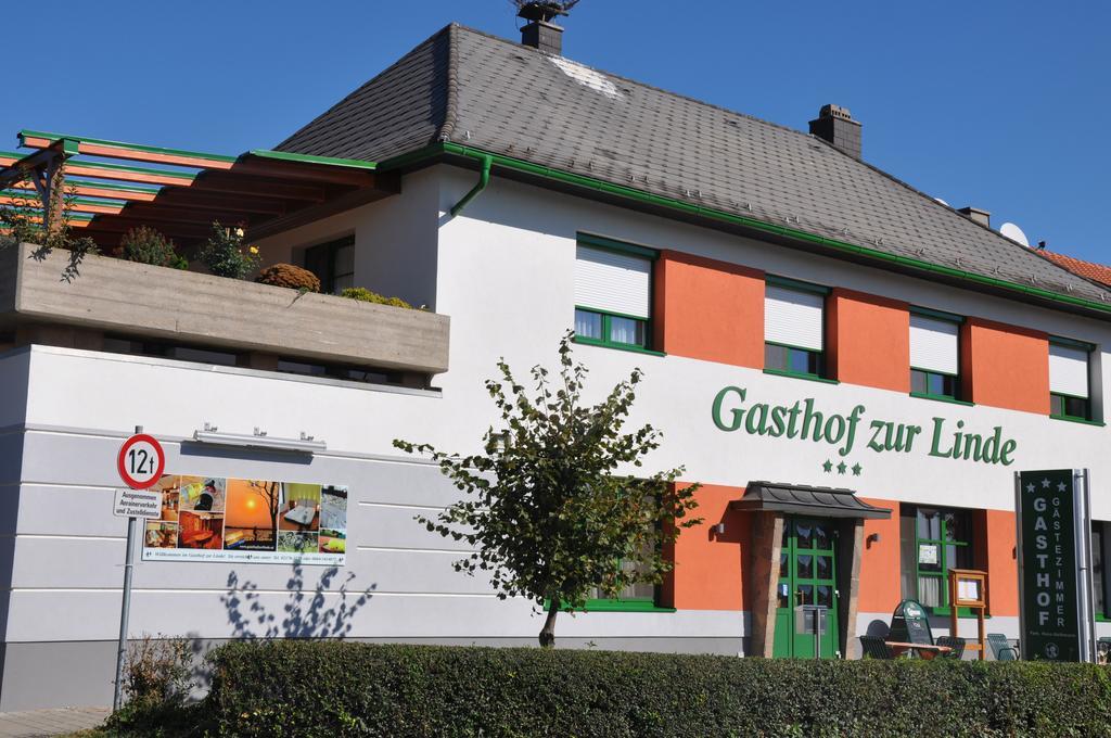 Gasthof Zur Linde Sankt Andra am Zicksee Exterior photo